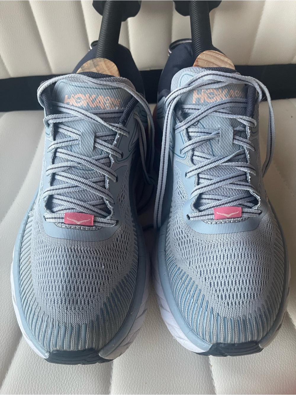 Hoka bondi 7 Women's Light Blue Athletic Running Shoes with Pink Accent